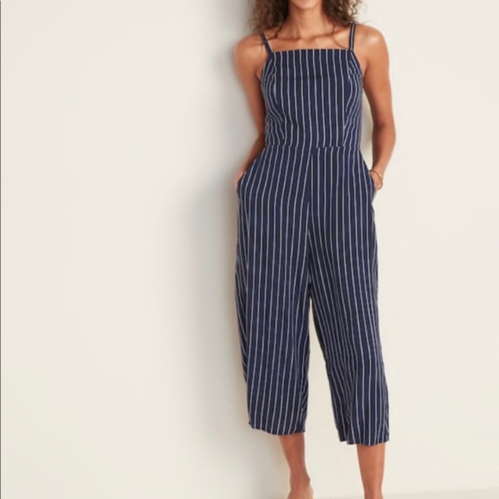 NWT Old Navy Sleeveless Cami Jumpsuit Navy Stripe Medium